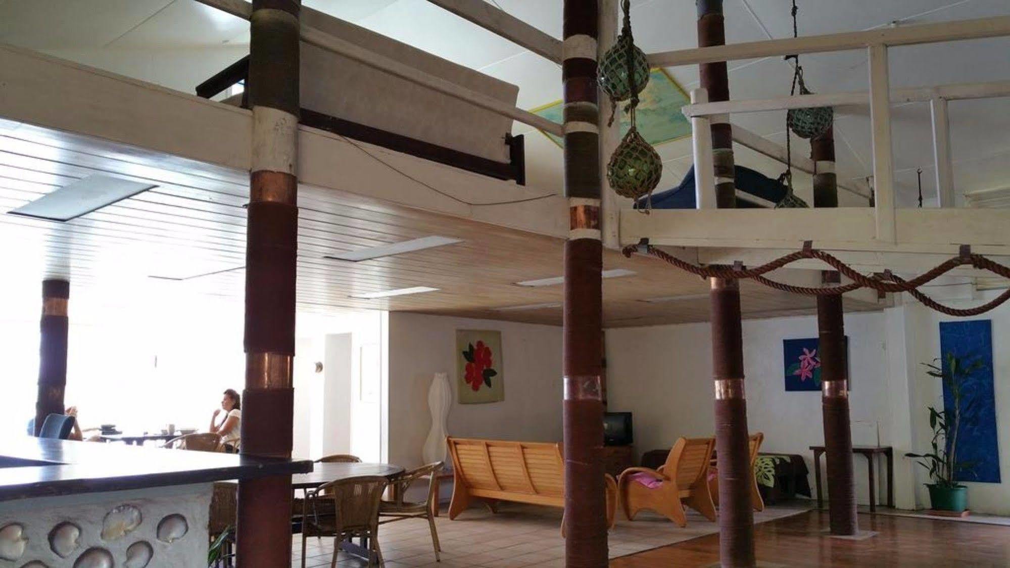 Paradise Inn 阿瓦鲁阿 外观 照片